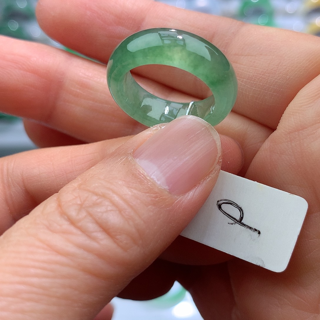 翡翠戒指未镶嵌9号