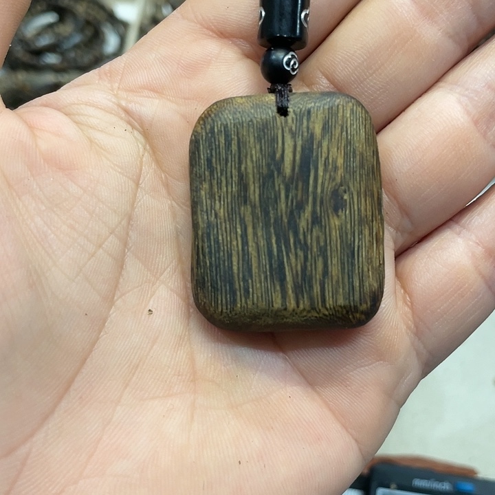 沉香吊坠奇楠挂件红油老料