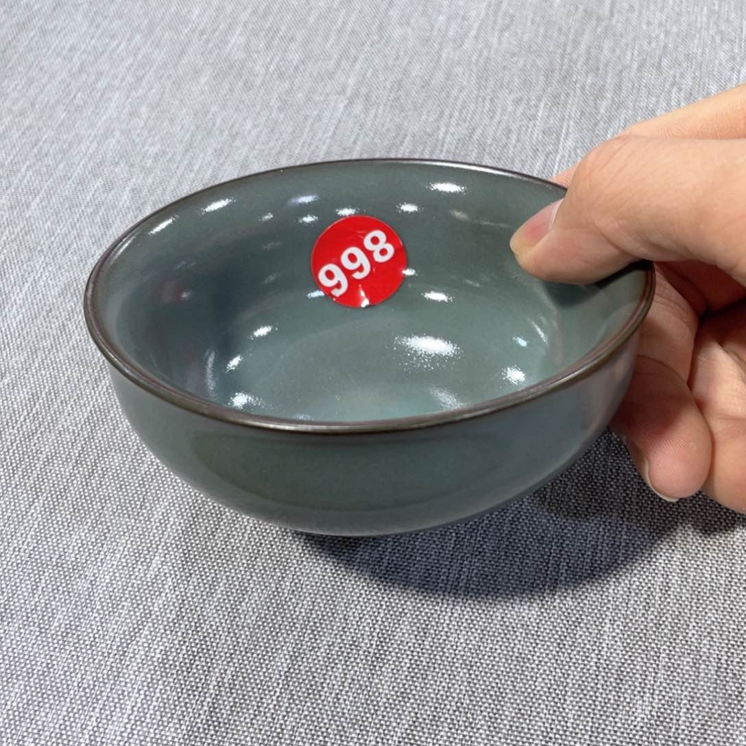 瓷片小微瑕。。。。。。。。。。。