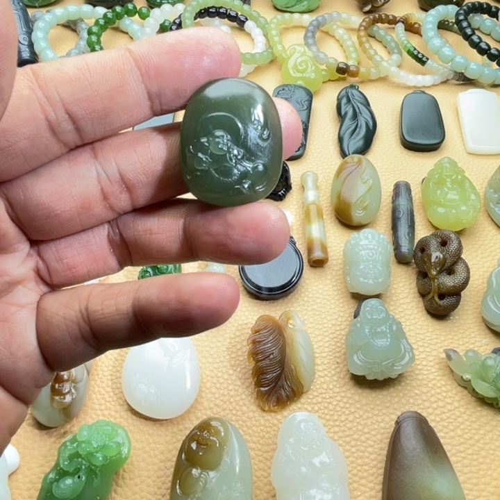 和田玉颈饰未镶嵌定制款