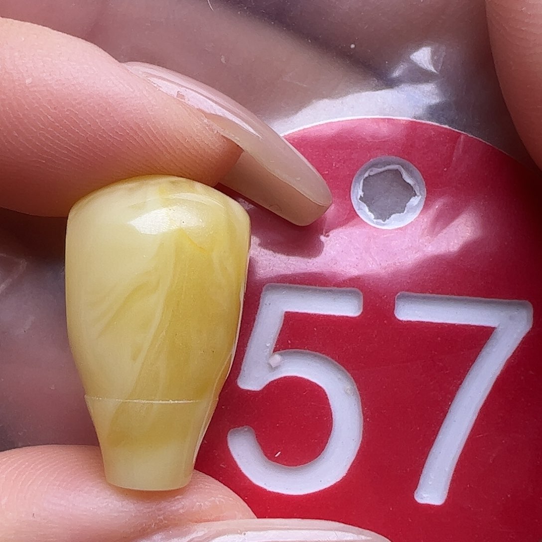 蜜蜡未镶嵌珠宝奇石微瑕11.6mm三通