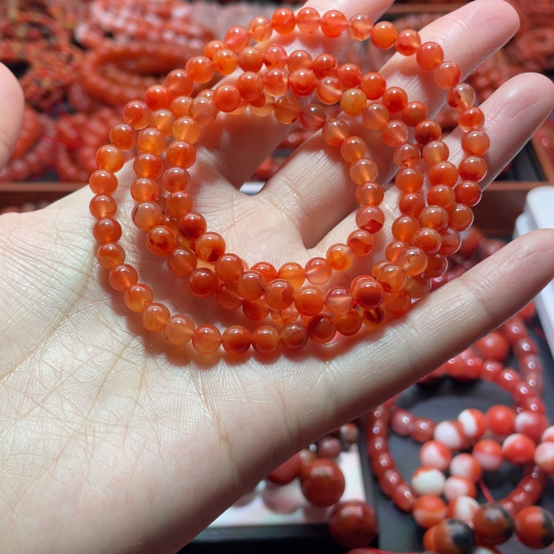 南红玛瑙手链未镶嵌L***?