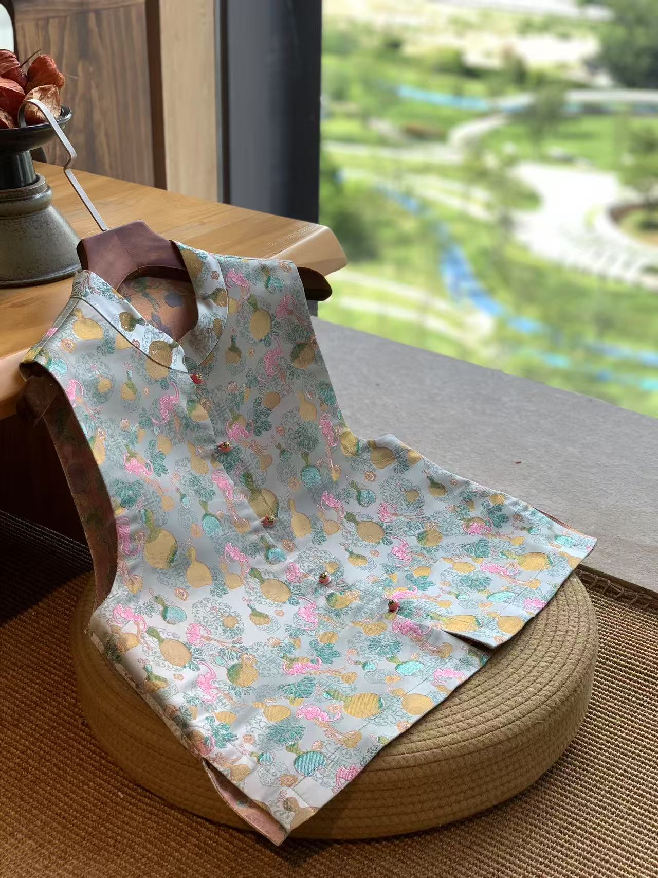锦瑟华服【璎珞垂福】2025新中式薄款宋锦印花葫芦减龄百搭马甲