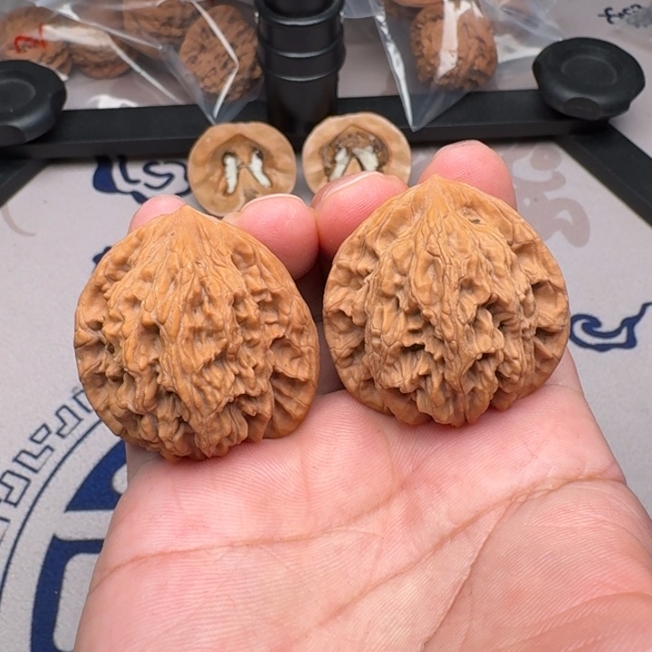 桃核吊坠麦虎40尺15