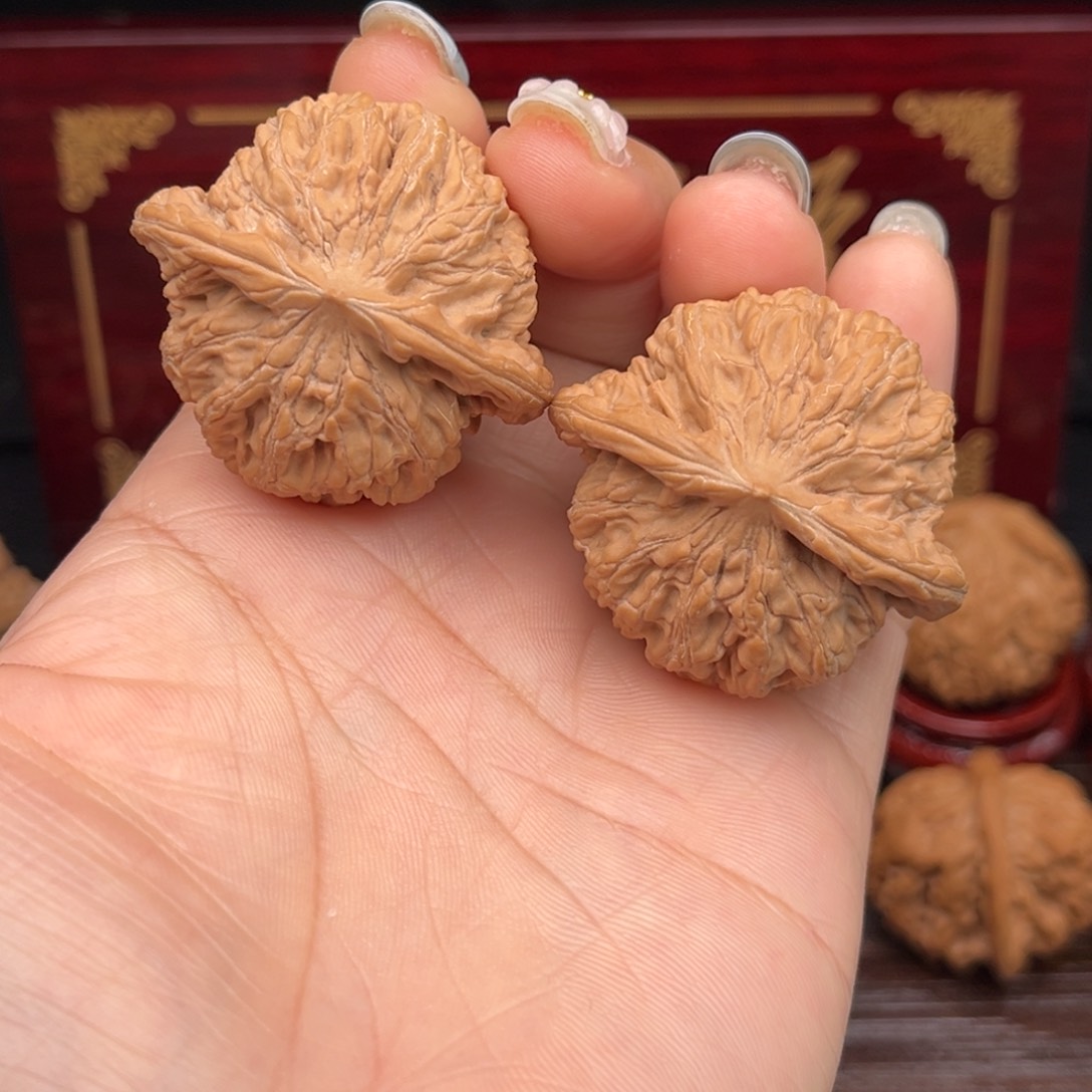 文玩核桃吊坠赵闷