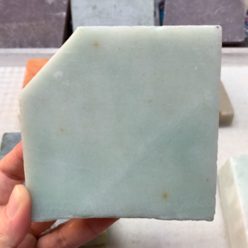 【闪购商品】未镶嵌手镯石英岩玉老豆绿