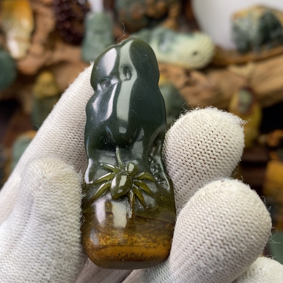 岫岩河磨玉（透闪石质玉）未镶嵌手链