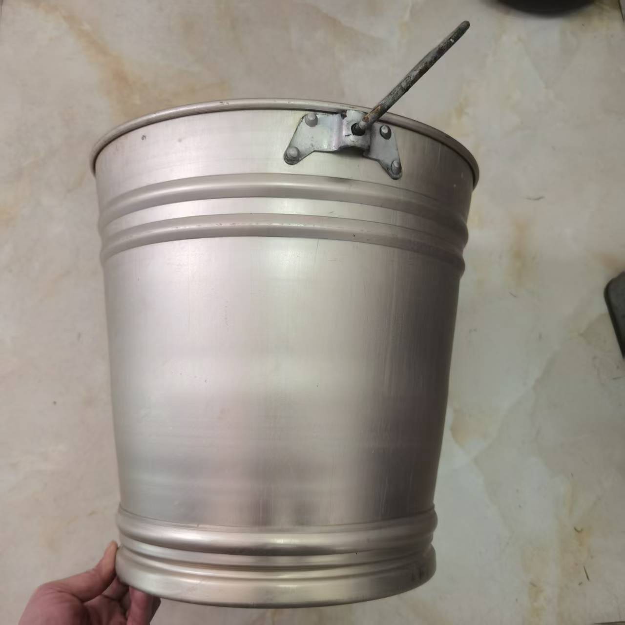 正品全新老货加大加厚铝水桶34公分
