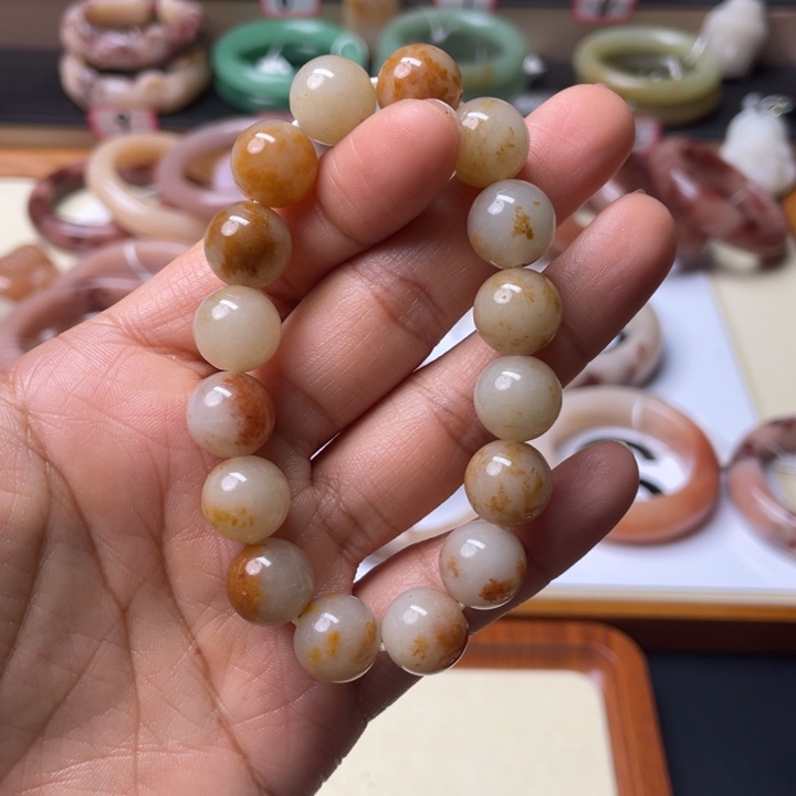 石英质玉未镶嵌手镯