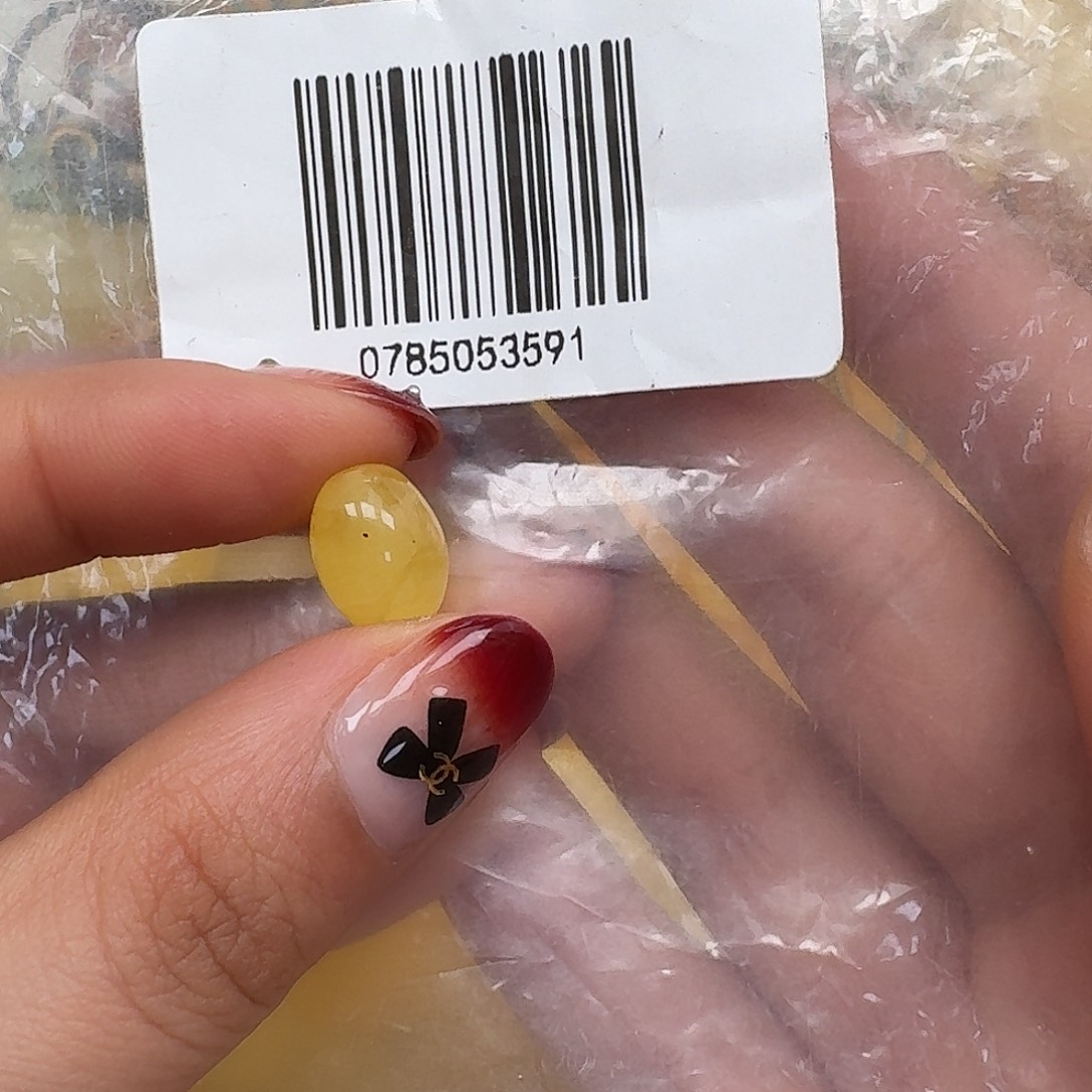 琥珀未镶嵌裸石悠悠