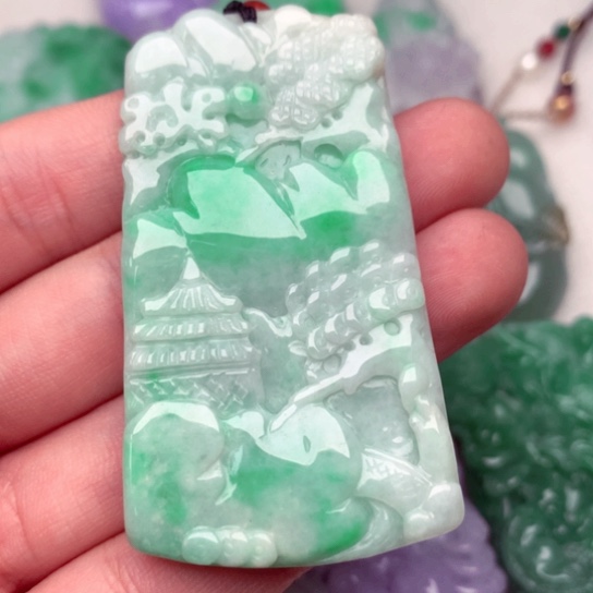 翡翠吊坠(不含链)未镶嵌