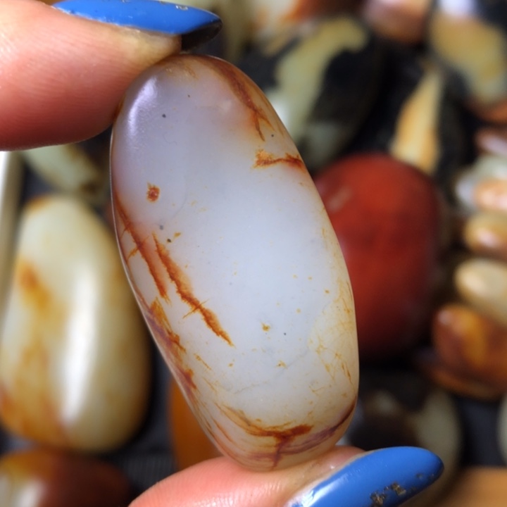 和田玉未镶嵌珠宝奇石