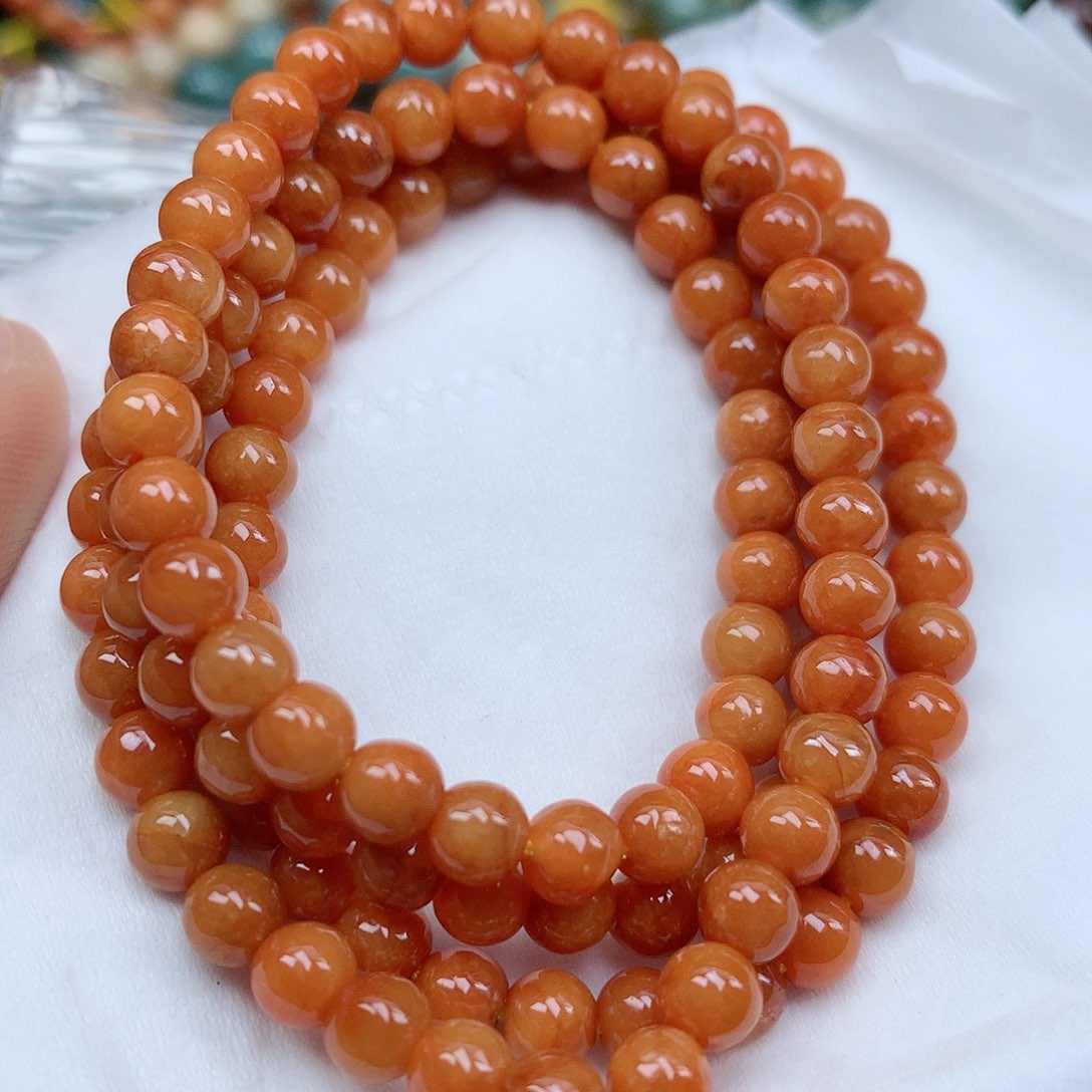 翡翠颈饰未镶嵌手串