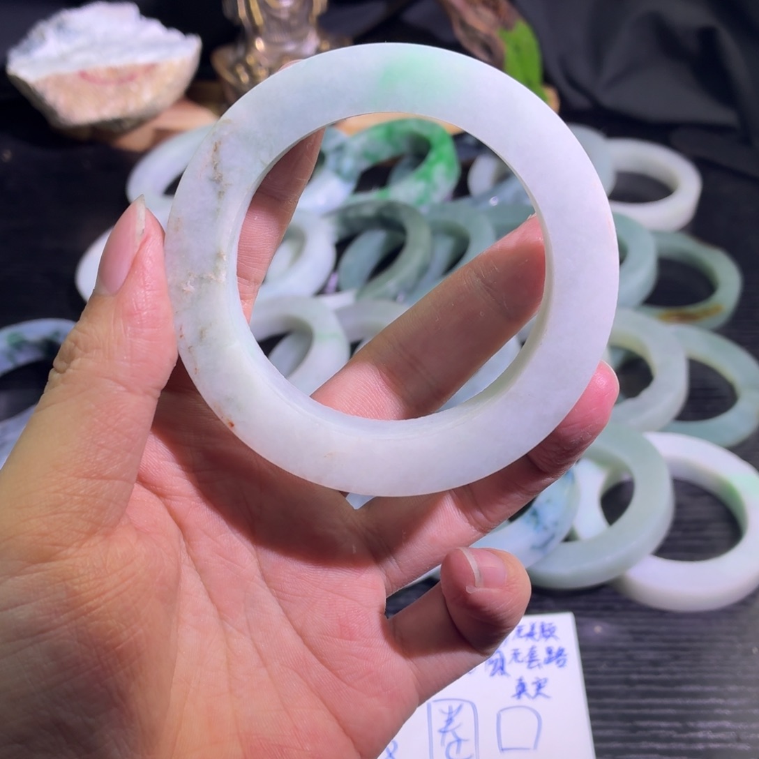 定制翡翠未镶嵌天然翡翠A货毛胚手镯定制