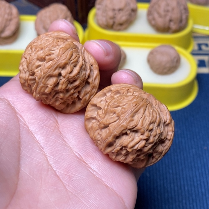 鹿****文玩核桃手把件磨盘40