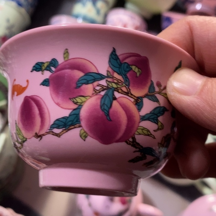 摆件陶红稀土寿桃压手杯