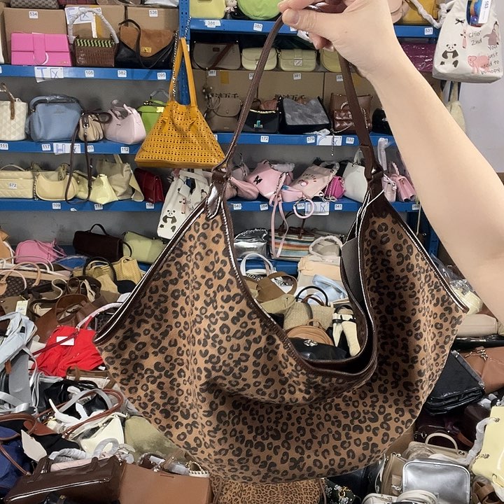 猪剖层皮革339健健康康平平安安