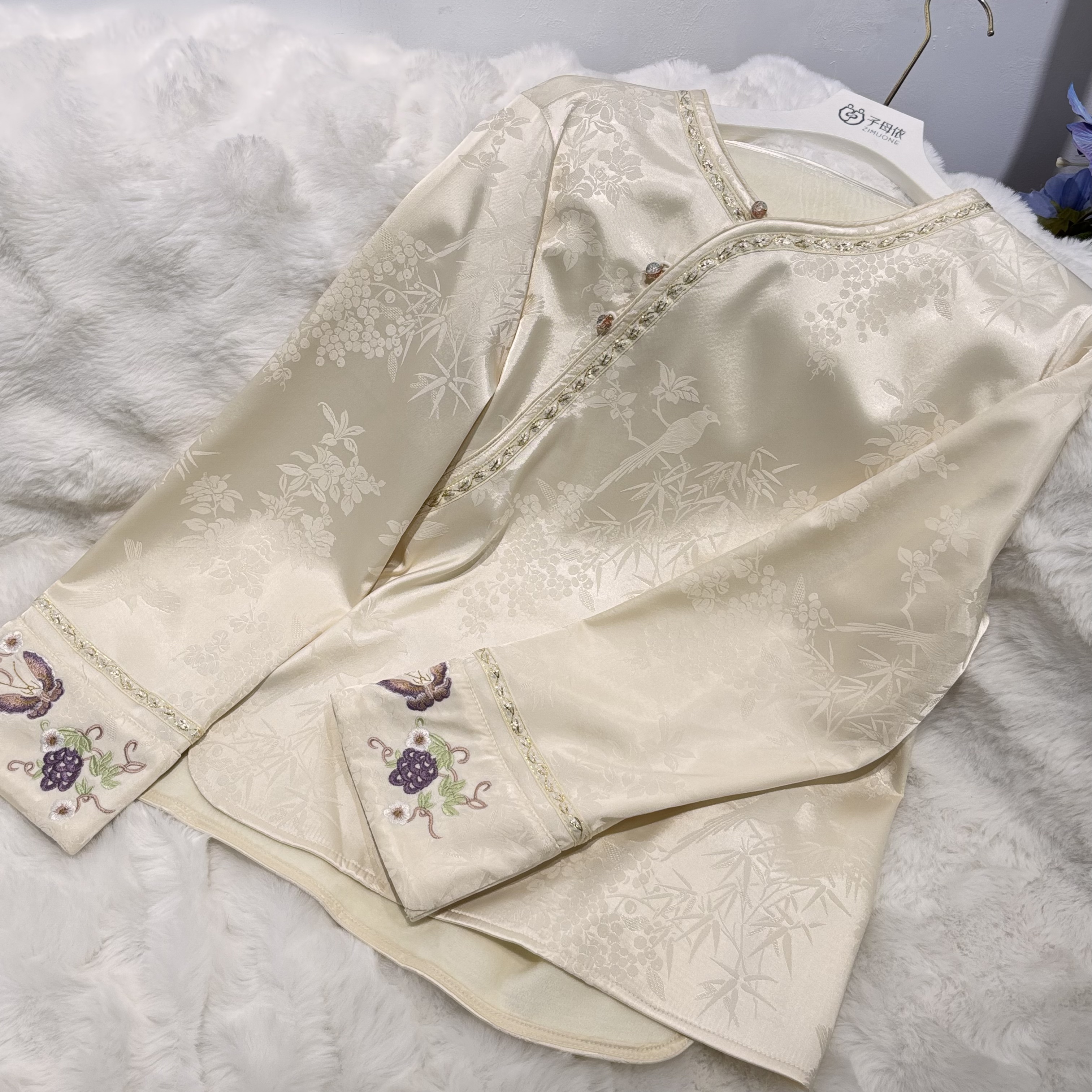 新中式加绒上衣25429RNFHXP06