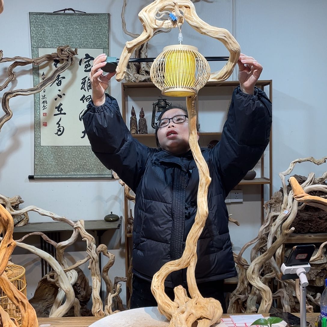 柏木杜鹃根根艺摆件