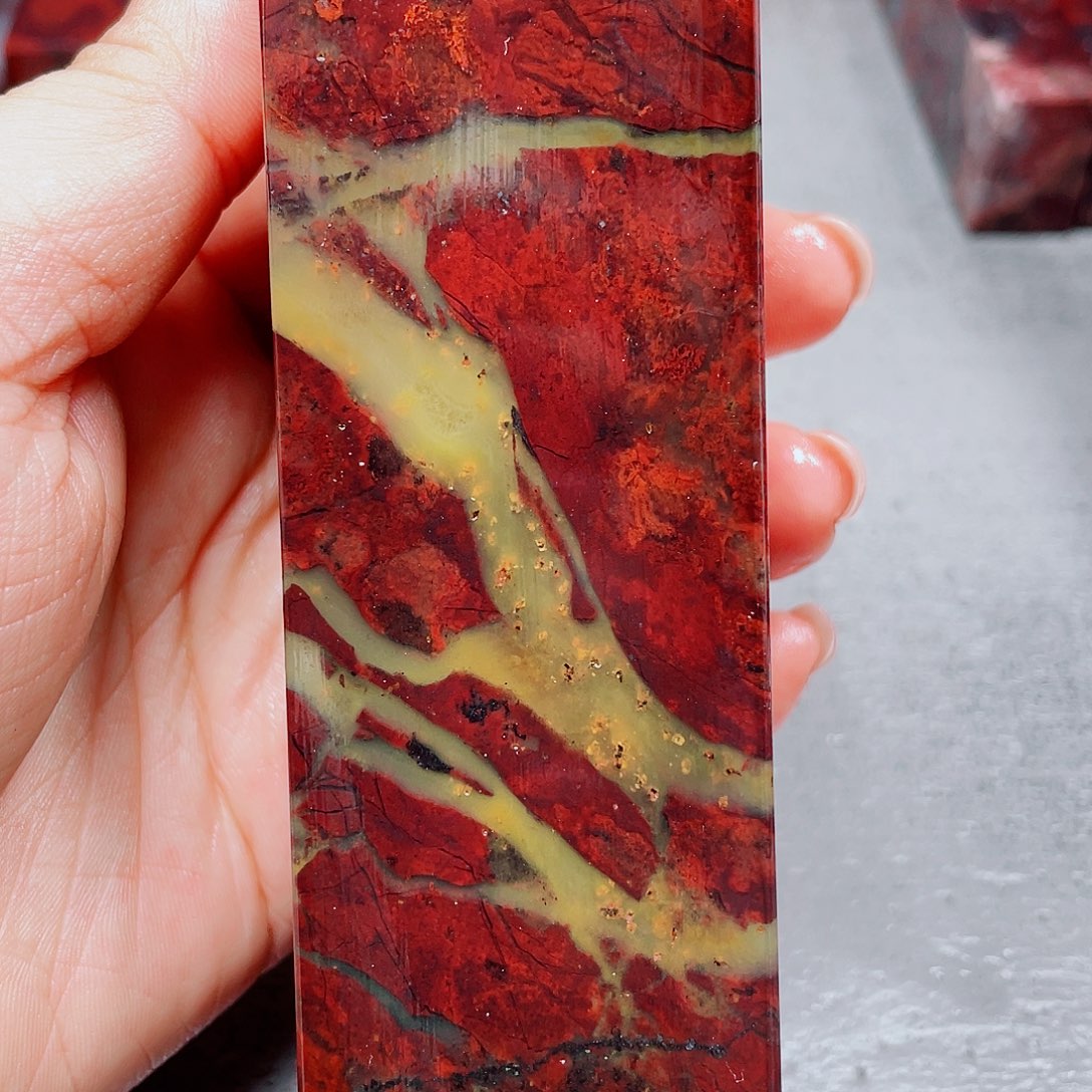 玉桂林鸡血玉印章镇尺21