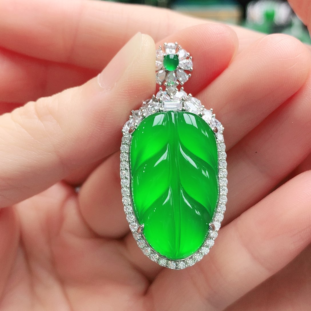 玛瑙/玉髓银S925镶嵌吊坠