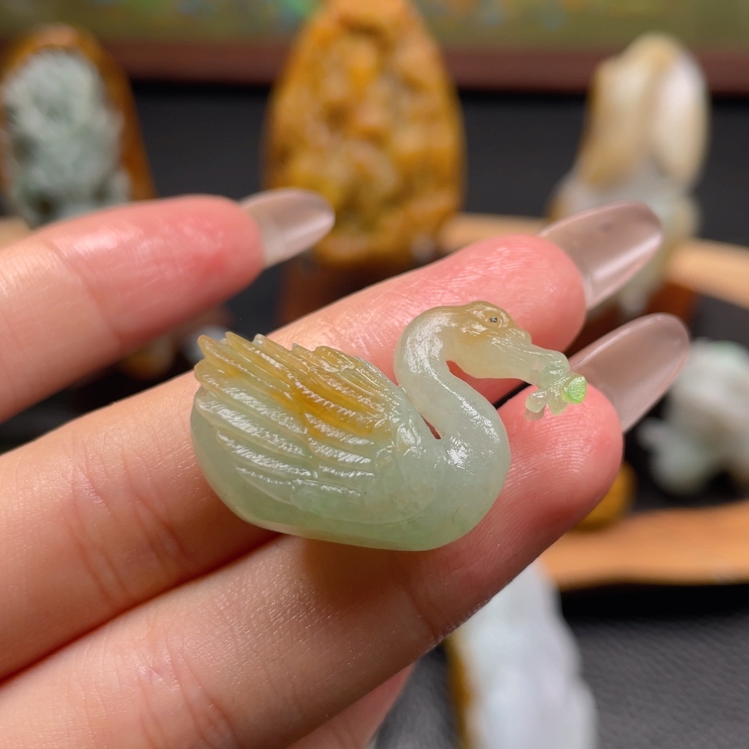 定制翡翠未镶嵌翡翠