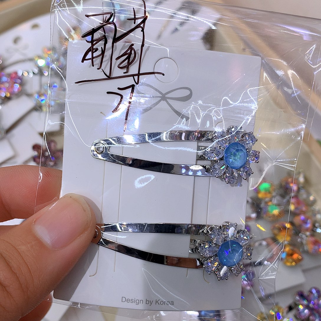 仿水晶锌合金雏菊