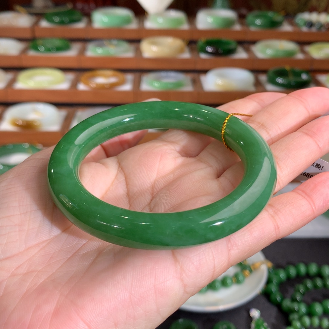 糖****和田玉未镶嵌手镯