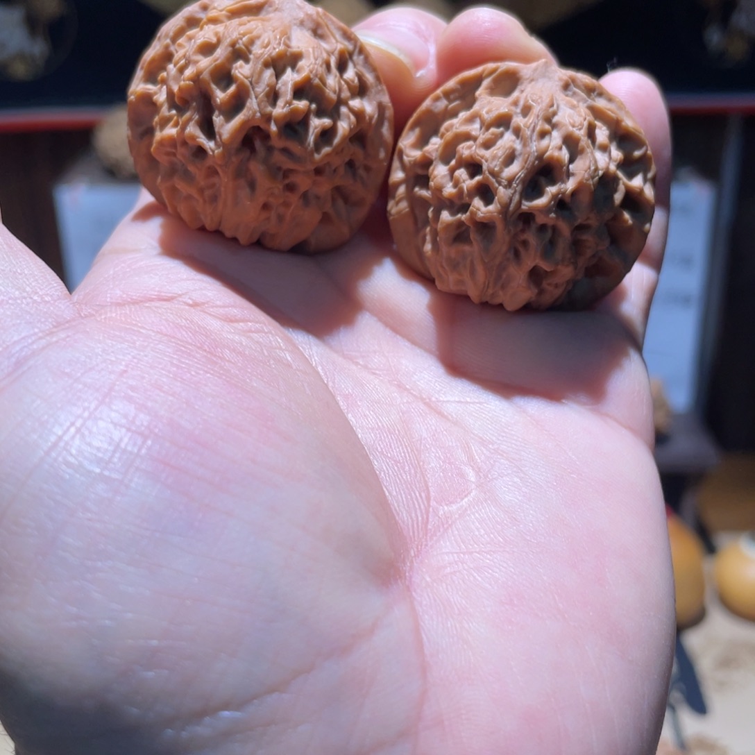 吊坠文玩核桃38原树不知名