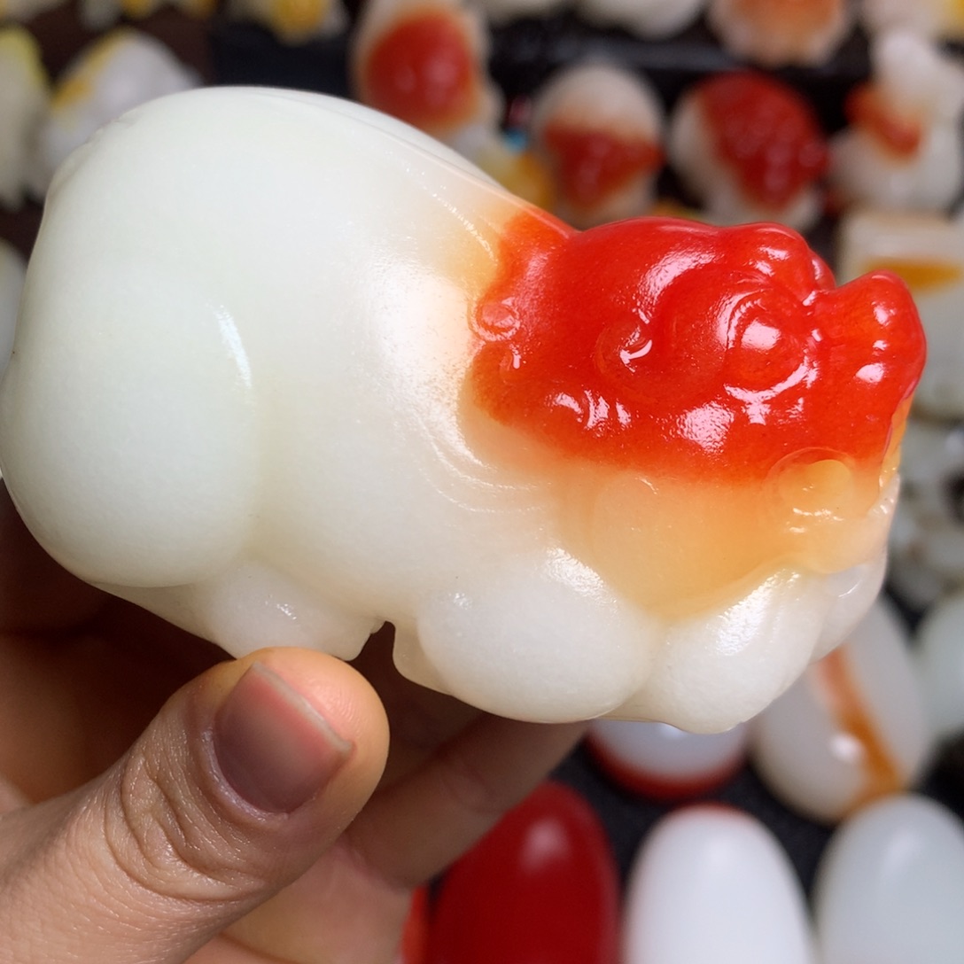 新疆戈壁石五彩石