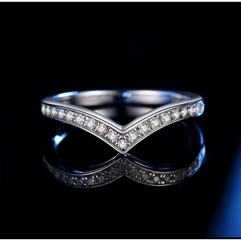 【南非严选】0.2CT   V排女戒指