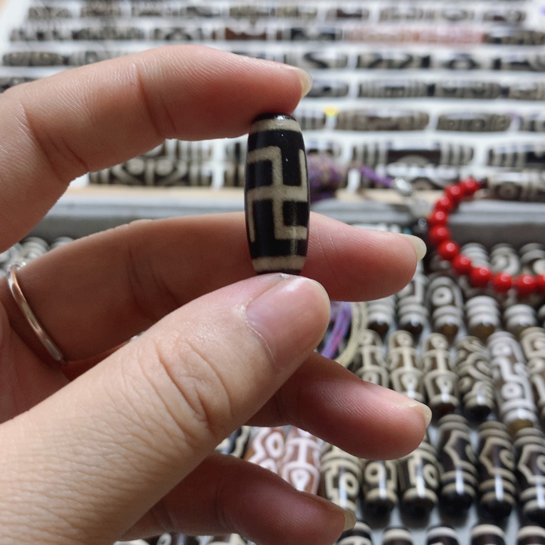 未镶嵌颈饰玛瑙/玉髓