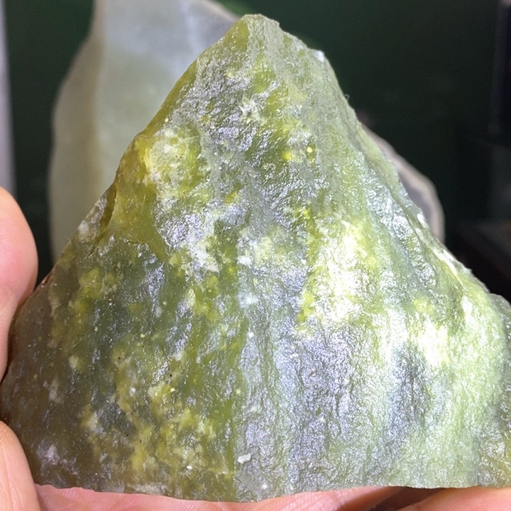 蛇纹石玉珠宝岫玉原石未镶嵌