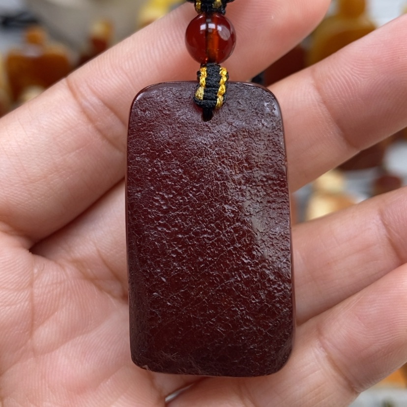 【闪购商品】琥珀颈饰未镶嵌