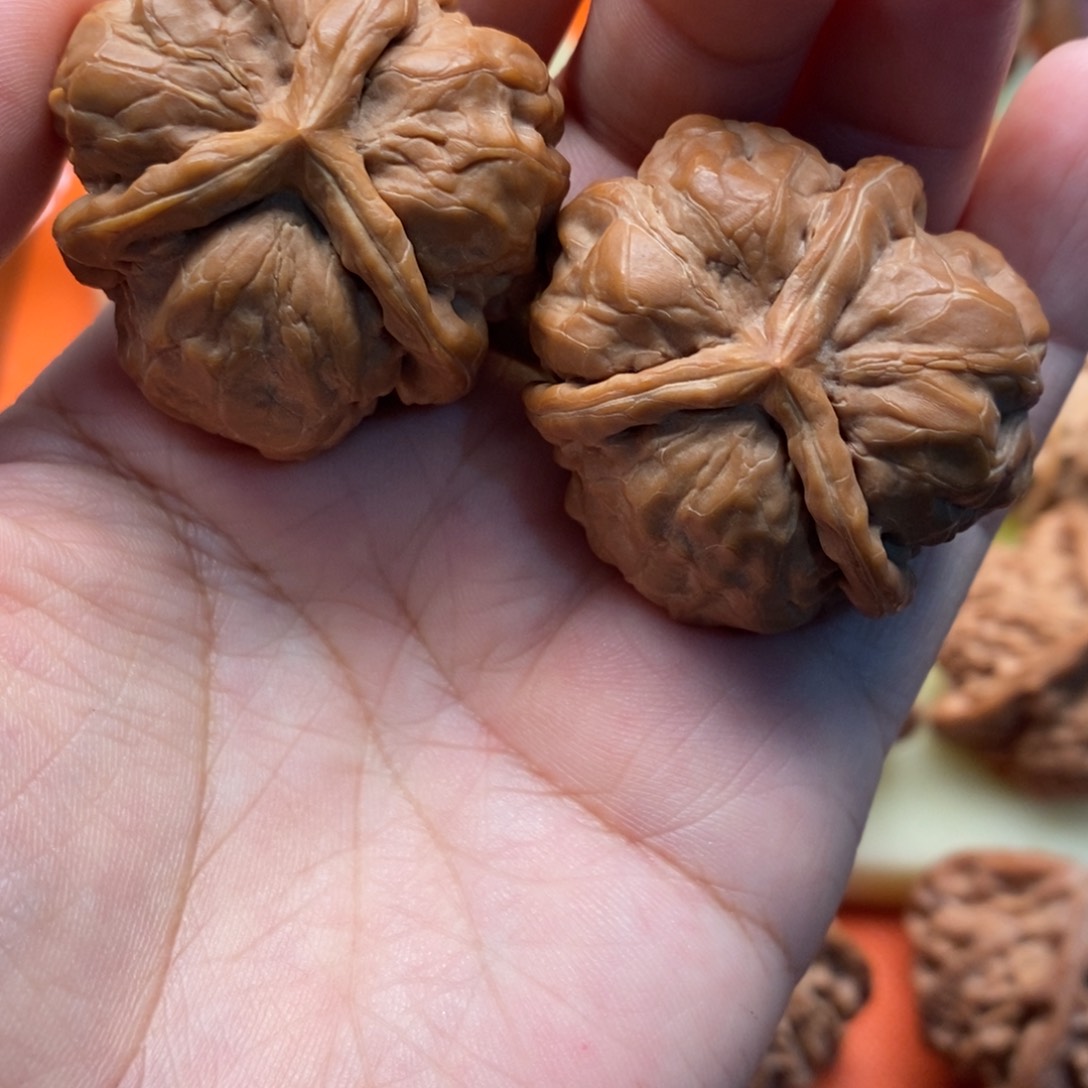 桃核吊坠蛤蟆奔39蛤蟆奔