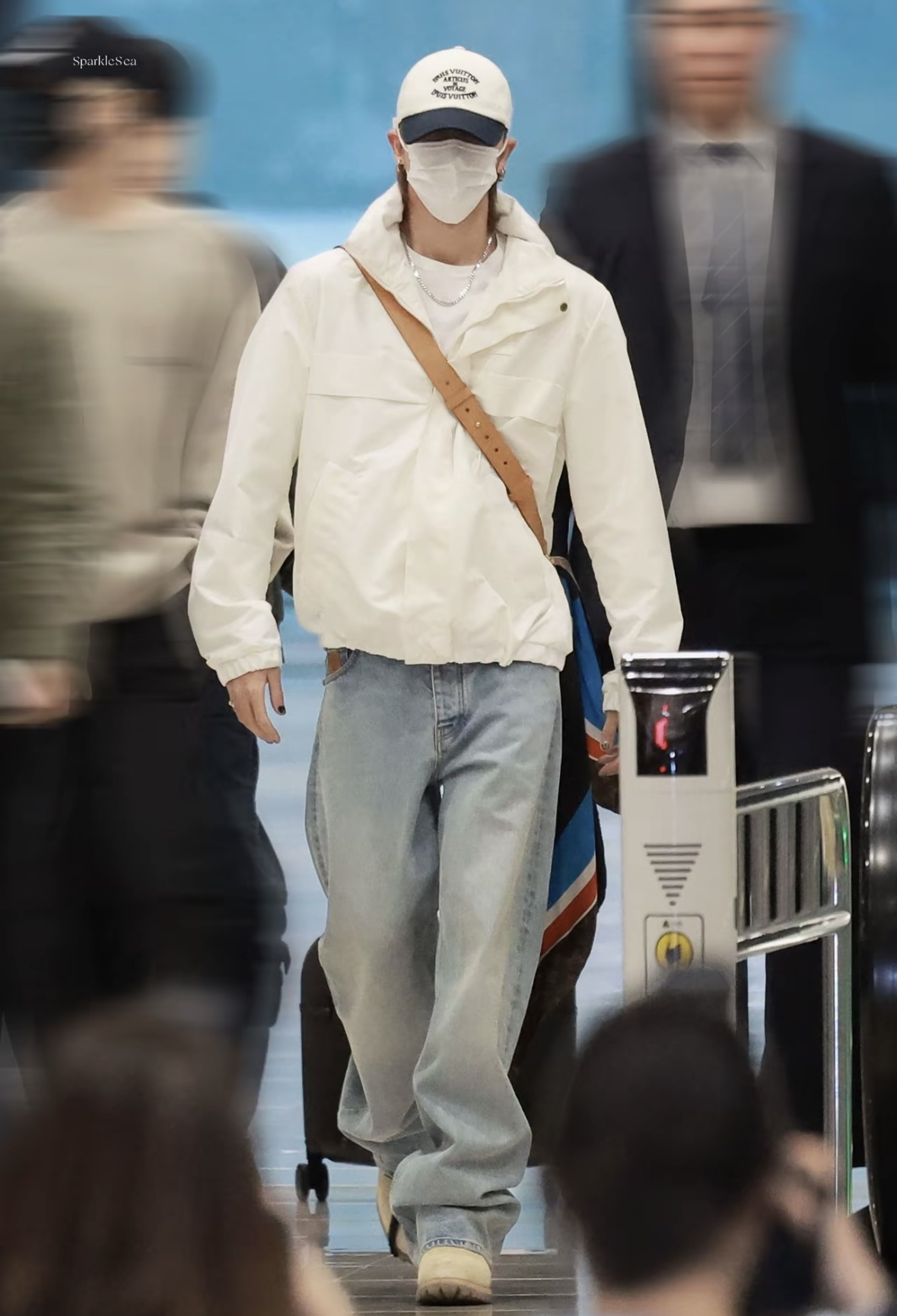 99新 LouisVuitton/路易威登 (ll) ss25 水洗刺绣牛仔裤29/014941