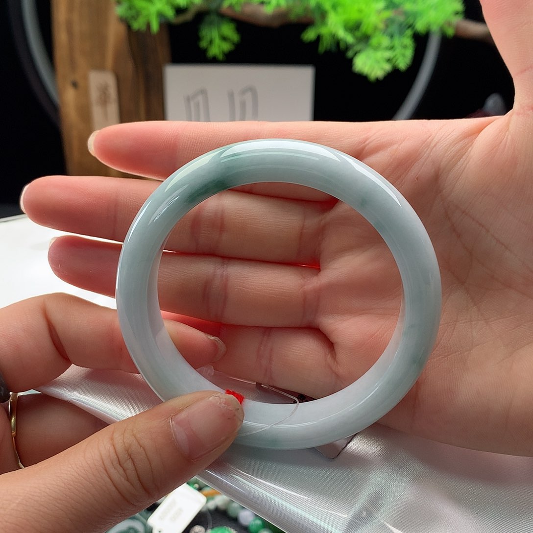 翡翠手镯未镶嵌57正圈