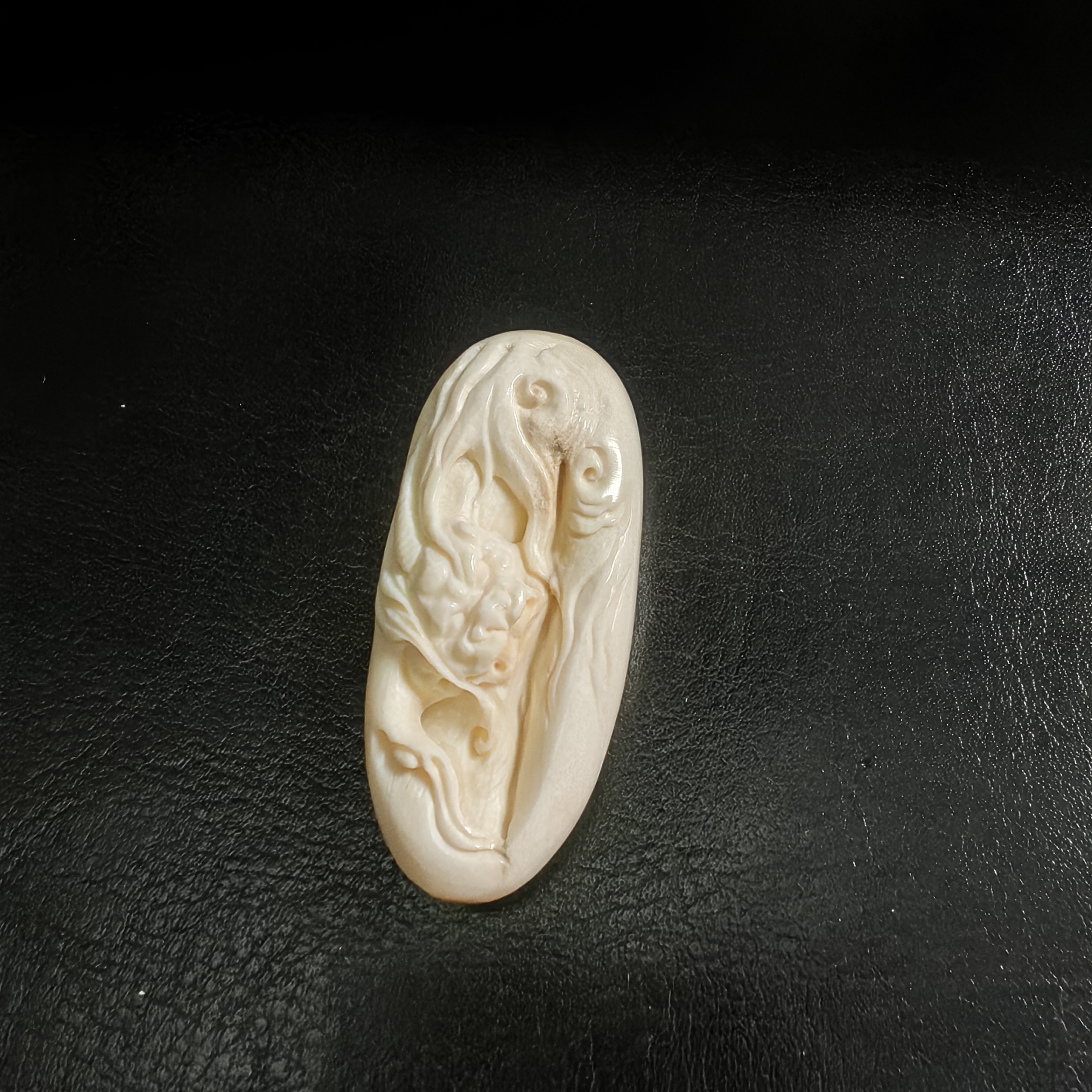 猛犸约15.5克雕刻件ZL1908