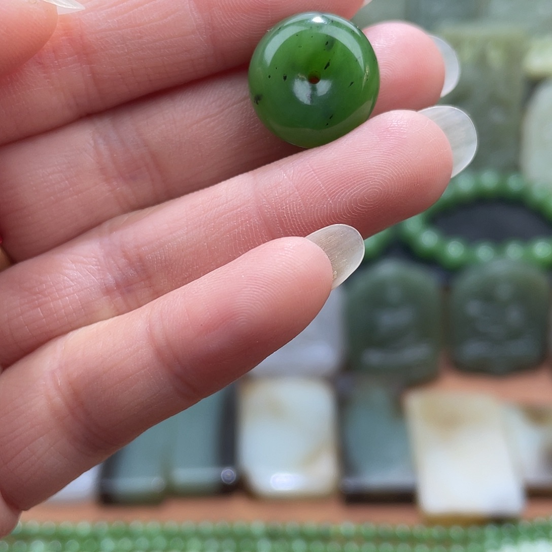 和田玉未镶嵌吊坠(不含链)