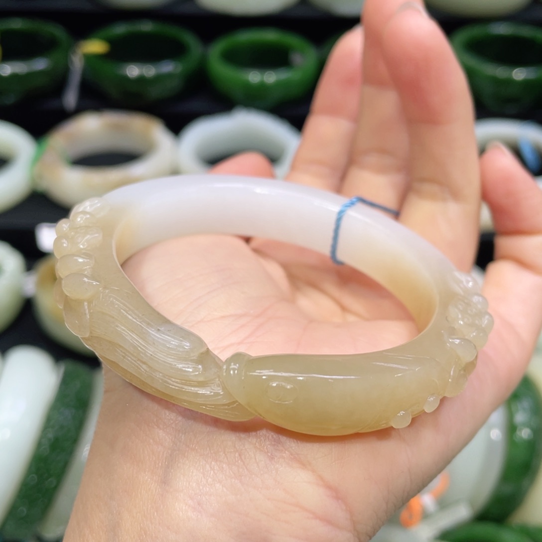 未镶嵌手镯和田玉28