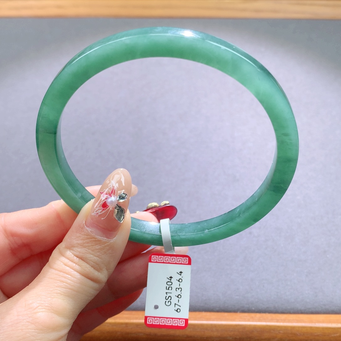 翡翠手镯未镶嵌天然翡翠手镯叮当镯