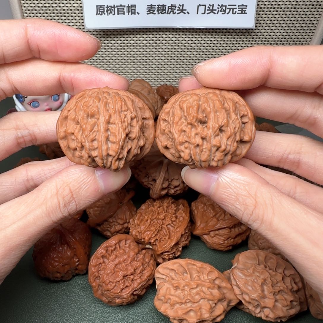 文玩核桃吊坠J汉高楼39+
