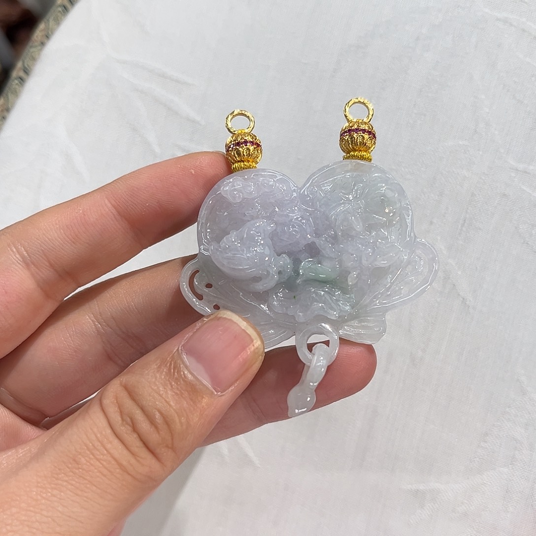 翡翠合金吊坠(赠链)