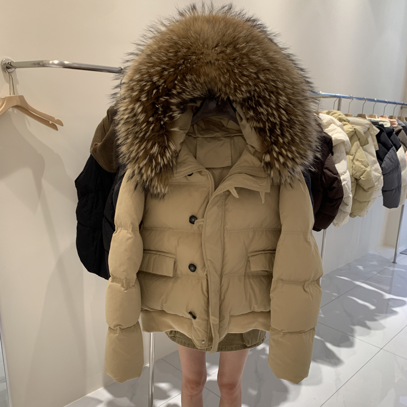 2025新款小个子保暖白鸭绒面包服外套大毛领短款连帽羽绒服女冬季