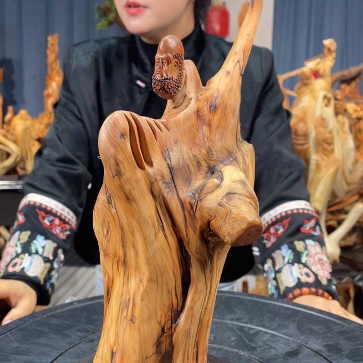 柏木（崖柏）随型摆件