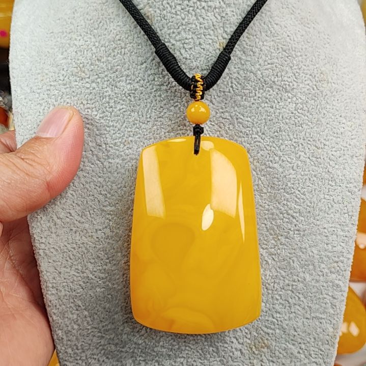 蜜蜡吊坠(赠链)未镶嵌