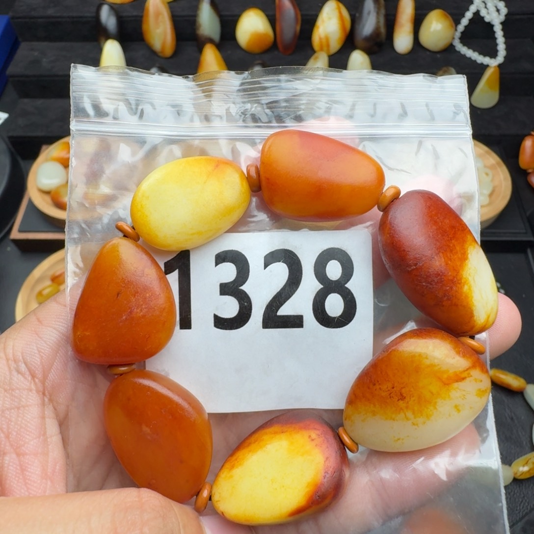 和田玉未镶嵌手串