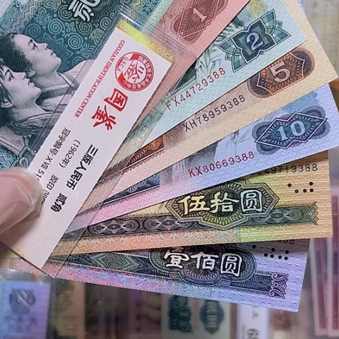 冬*这么样啊你还不睡呀我