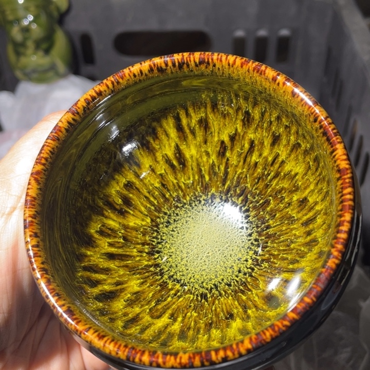 茶盏是你让她和我们分开