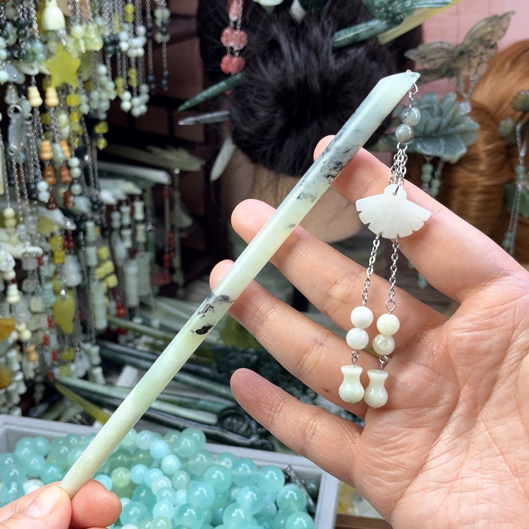 蛇纹石玉发饰未镶嵌默认微瑕岫玉发簪